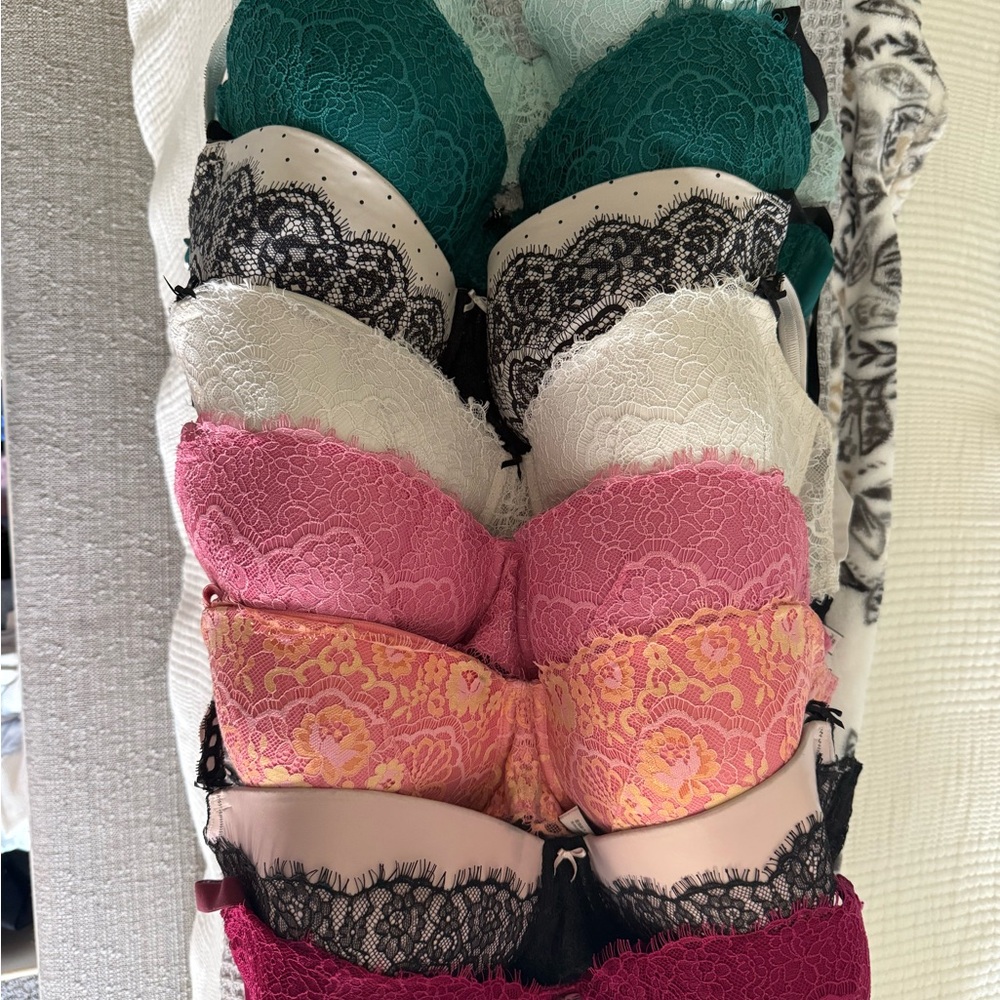 Victorias secret dream angel bra collection .36DDD. variety of colors. $18 each.